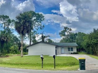 932 Grogan Ave, Sebring, FL 33875