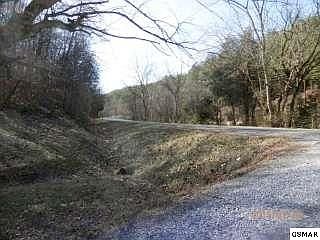 4th image of 417 N Highway 340