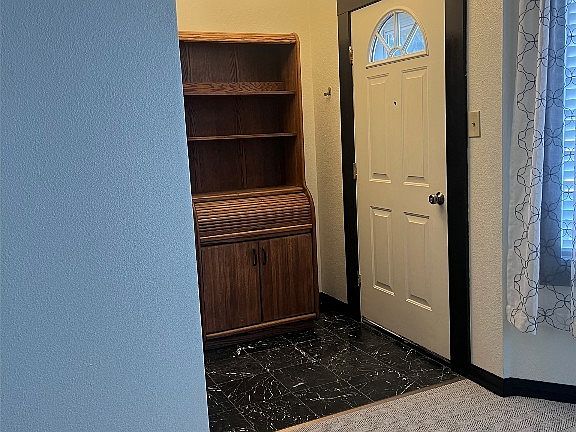 3rd image of 509 Locust St