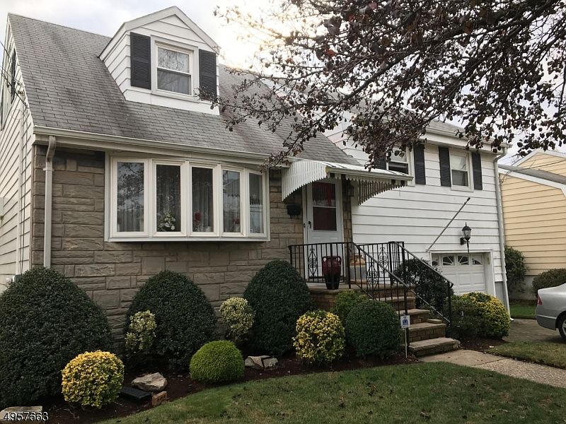 1st image of 27 Bogle Ave