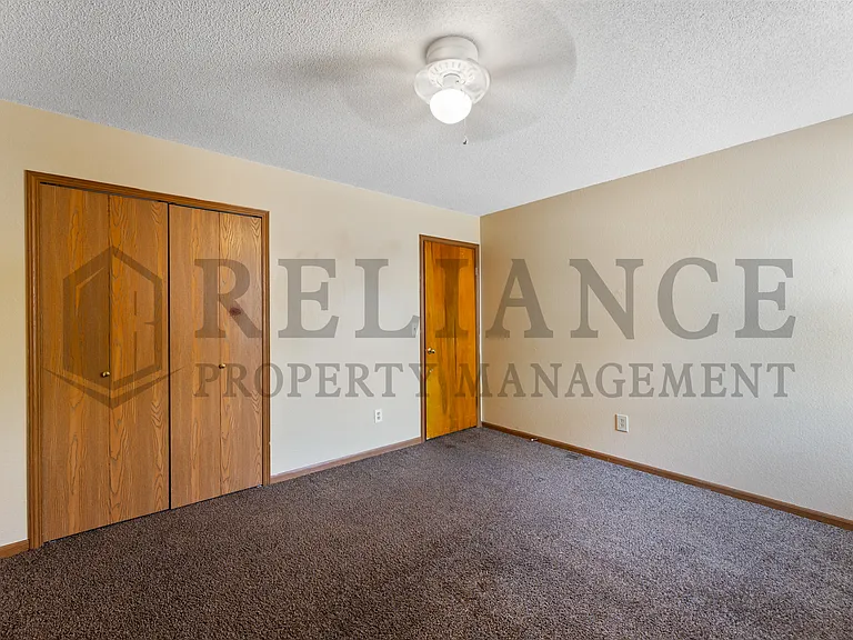 1134 Richmond St — Photo 14