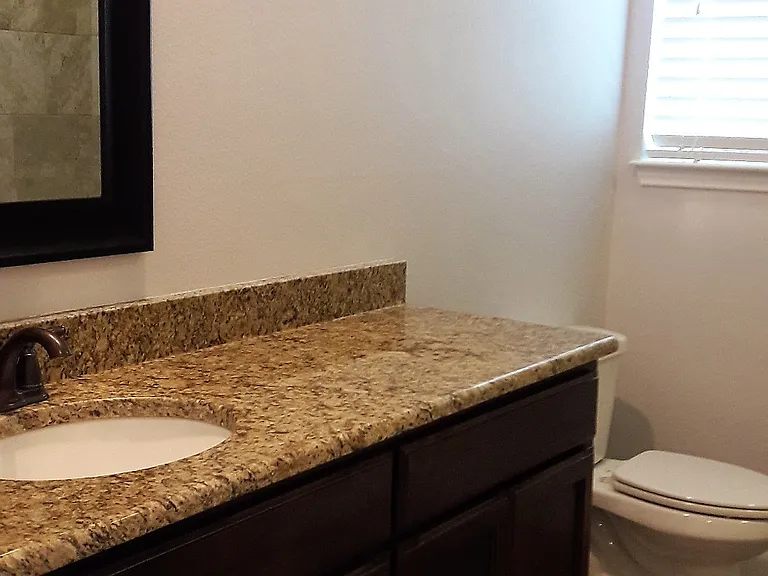 2208 Oliver Cir — Photo 15