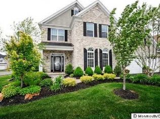 93 Riviera Dr, Monroe Township, NJ 08831