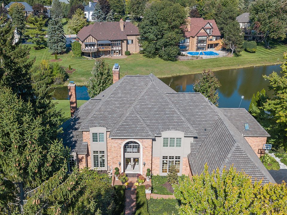 2839 Chestnut Run Dr, Bloomfield Hills, MI 48302 | Zillow