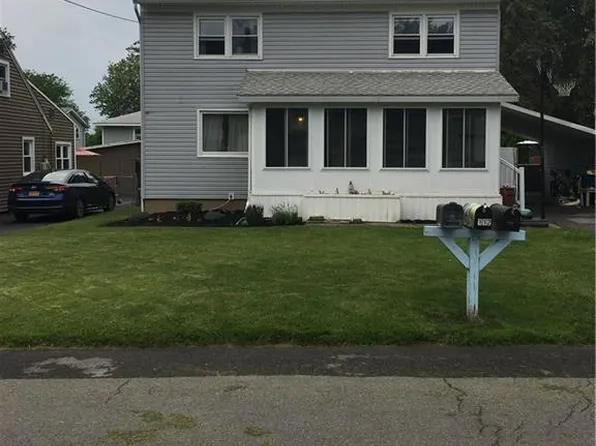 109 N Roosevelt Ave, Liverpool, NY 13088