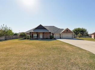 1468 Sunset Cir, Edmond, OK 73025