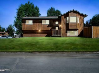 3800 Midvale Cir, Anchorage, AK 99507