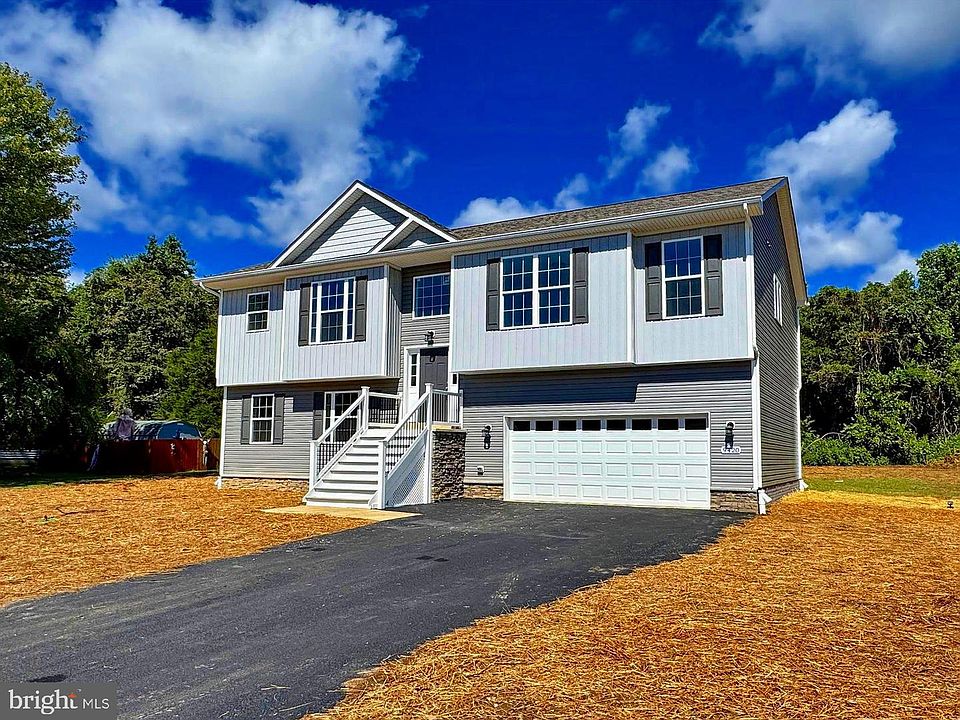 9420 Fendall Ln, Newburg, MD 20664 | MLS #MDCH2043988 | Zillow