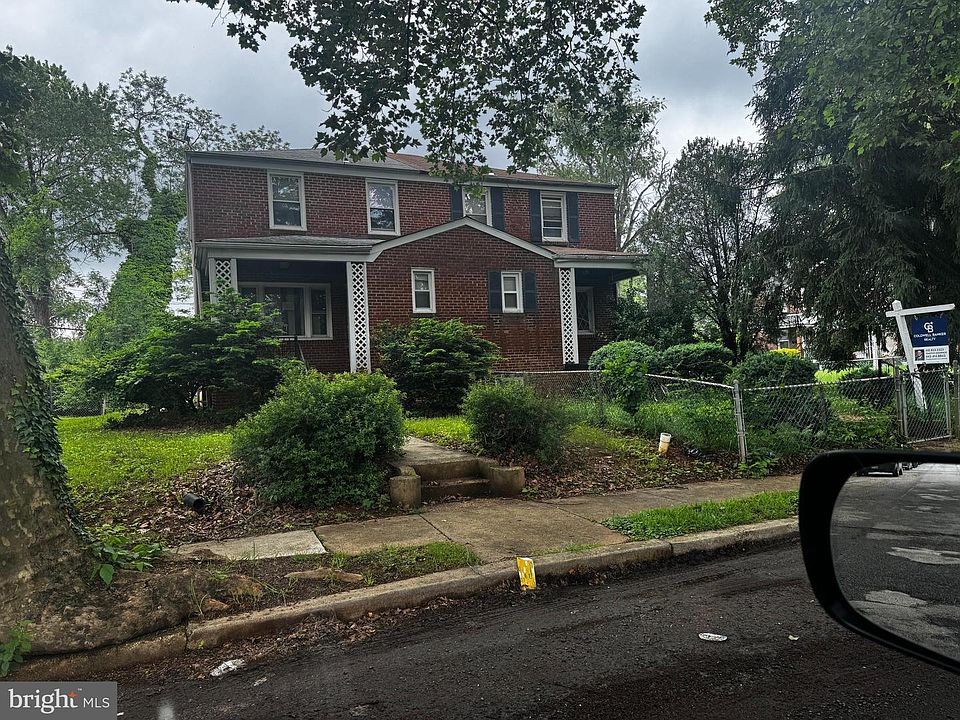 1st image of 3902 Rosecrest Ave