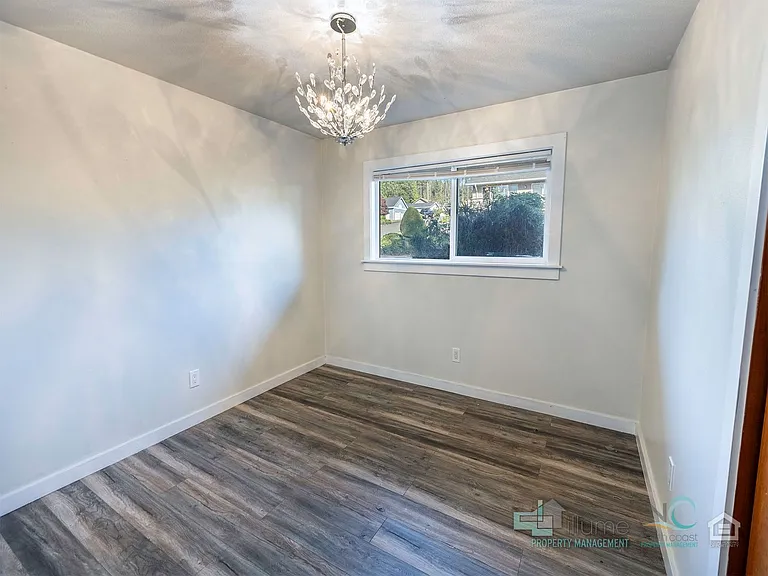 242 Hemlock St — Photo 26