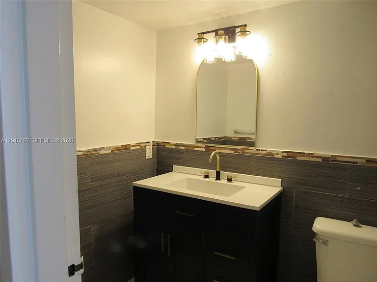 7601 E Treasure Dr #2210 — Photo 19