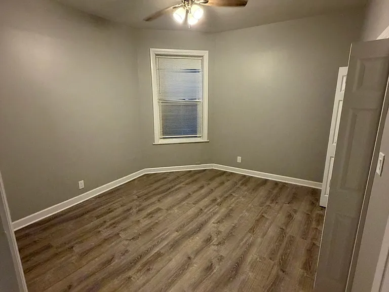 4341 S Michigan Ave #1S — Photo 7