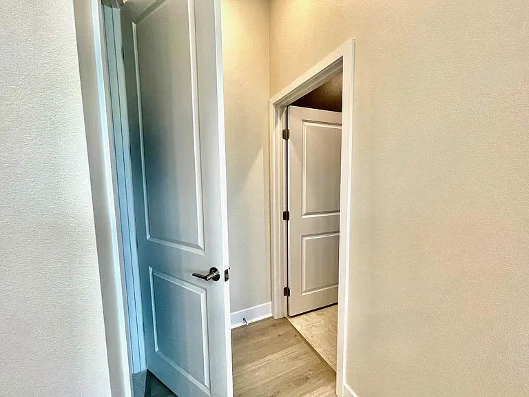 1692 Enterprise Dr — Photo 19