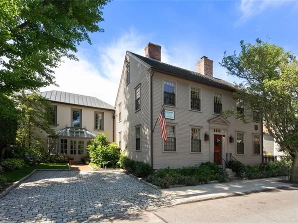 3 Bridge St, Newport, RI 02840