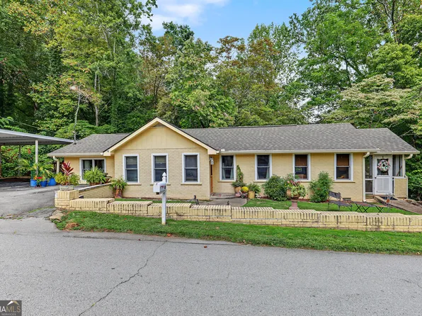 98 Pickett Hill St, Clayton, GA 30525