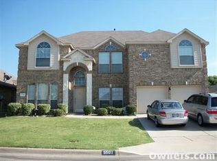 5501 Summer Meadows Dr, Fort Worth, TX 76123