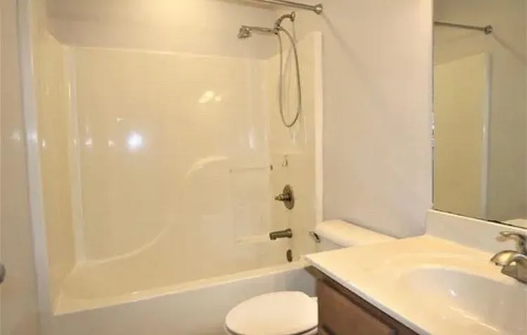 428 Greathouse Dr — Photo 16