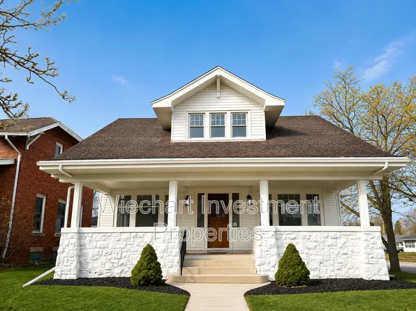 201 S Blackhoof St, Wapakoneta, OH 45895