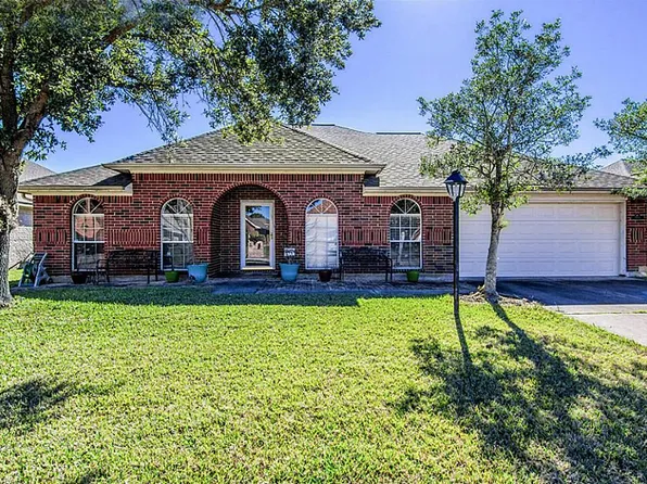 9509 Dry Springs Dr, La Porte, TX 77571
