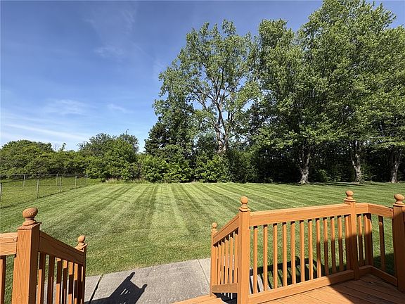 2nd image of 60 Riviera Dr