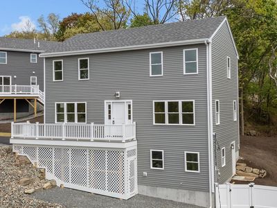 17 Upland Rd, Lynn, MA, 01902