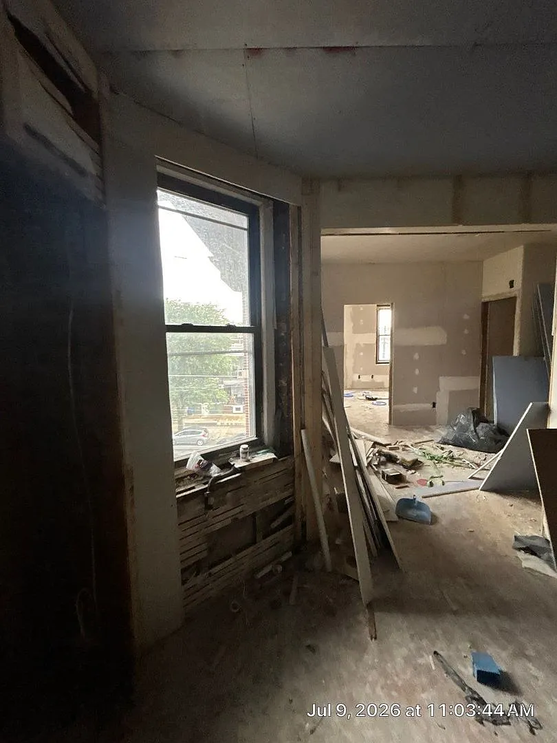 Walnut Court Apartments — Photo 4