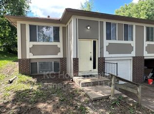 7233 Gilmore Ave, Kansas City, KS 66111