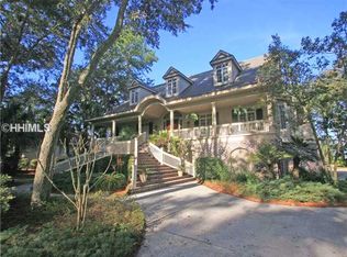 21 Loomis Ferry Rd, Hilton Head Island, SC 29928