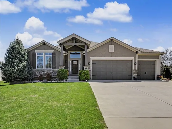 2927 W 155th Ter, Overland Park, KS 66224