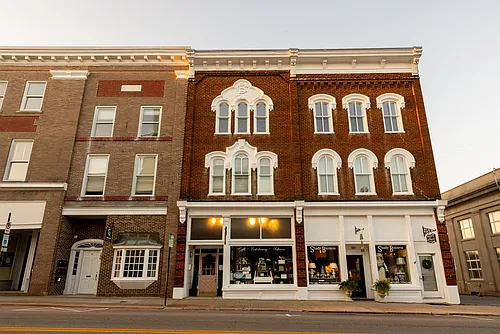 180 E Main St #C Photo 1