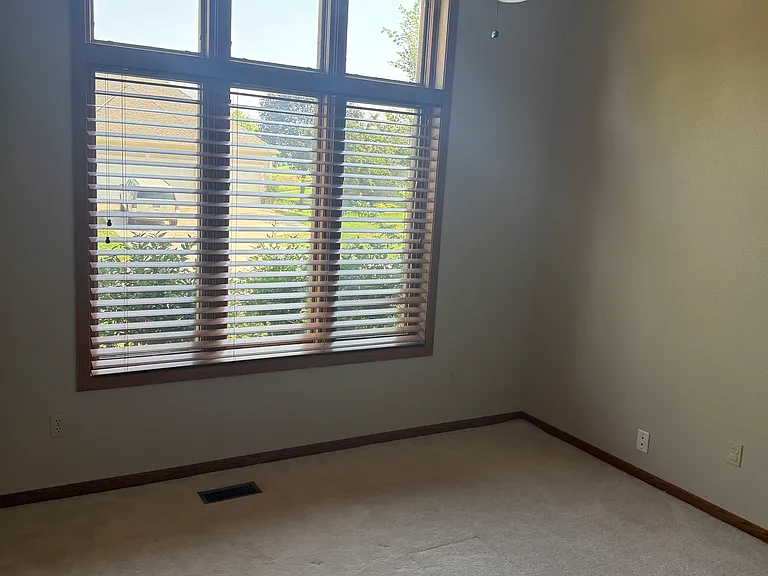 612 E Saint Andrews Cir — Photo 31