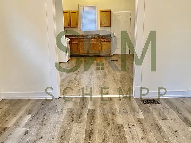 3215 Virginia Ave — Photo 5