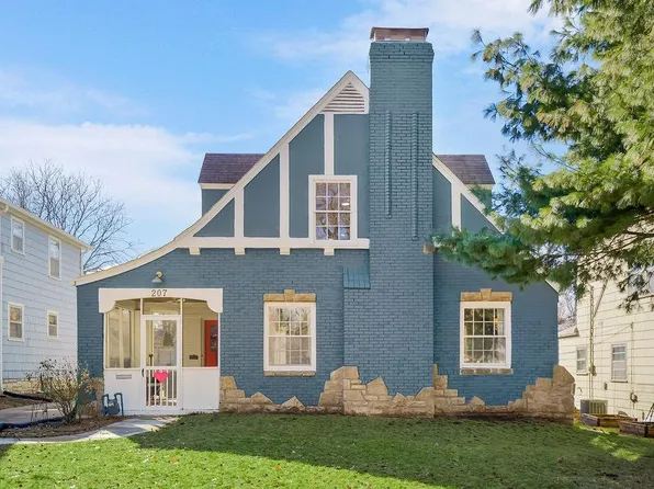 207 E 73rd Ter, Kansas City, MO 64114