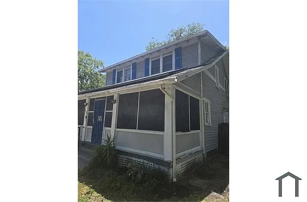 Building Photo - 808 S Beach St