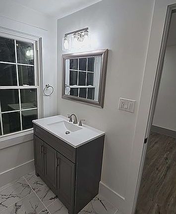 3rd image of 329 Ragan Ave