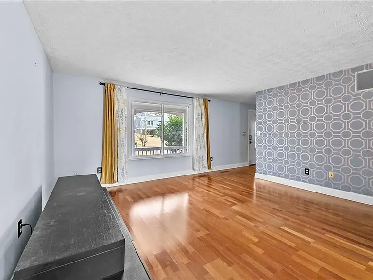 4608 Rosemear Ct — Photo 28