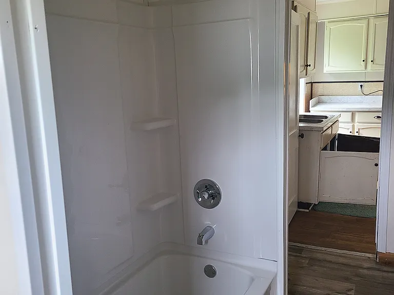 140 Mullens St — Photo 22