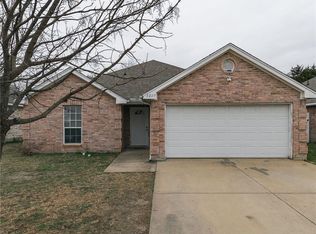 3229 Light Pointe Dr, Dallas, TX 75228
