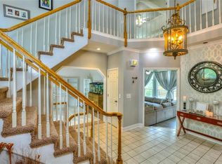 13720 S Brougham Dr, Olathe, KS 66062