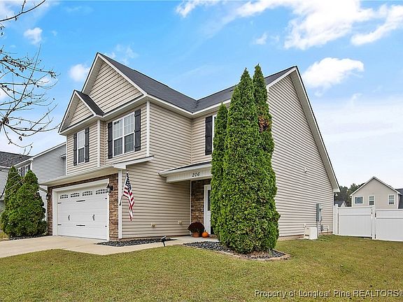 3rd image of 206 Brightwood Dr