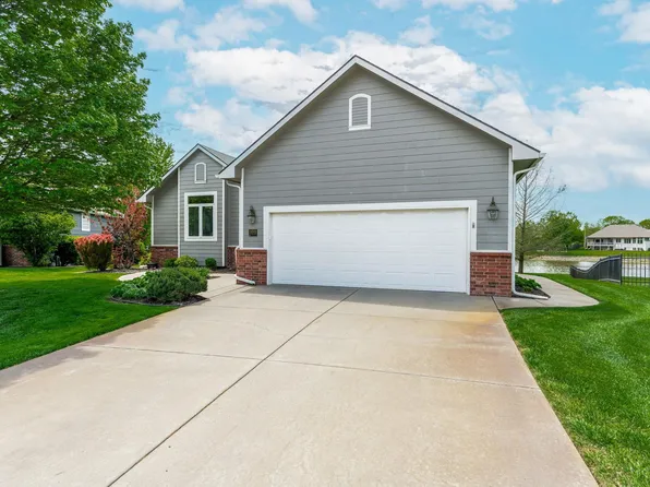 1001 W Willow Creek St, Valley Center, KS 67147