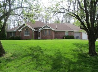 1121 W Monroy Cir, Crawfordsville, IN 47933