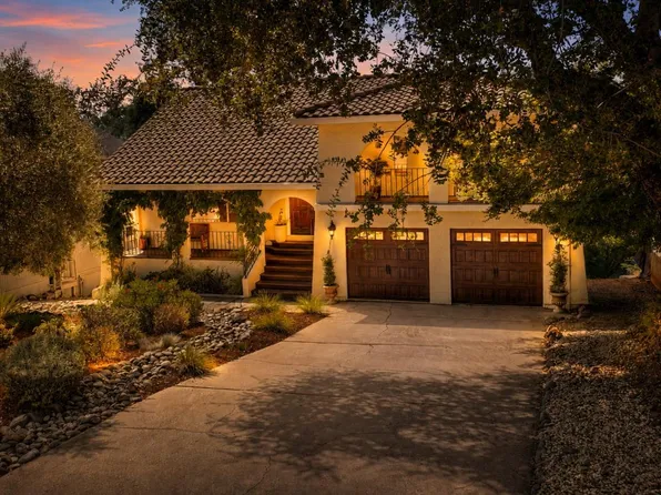 23100 Sunset Ridge Dr, Auburn, CA 95602
