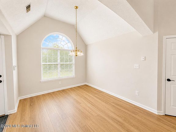 4th image of 9015 Ontario Dr