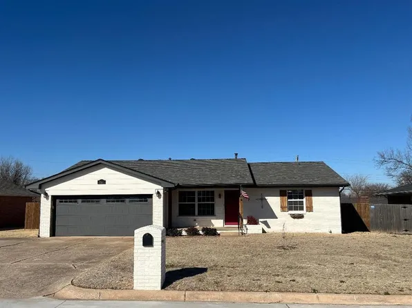 621 Kingston Dr, Yukon, OK 73099