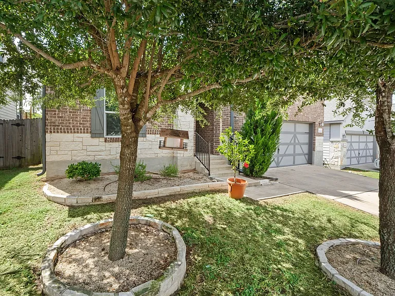 7805 Peccary Dr — Photo 27