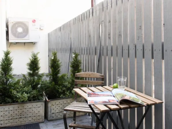 460 West Broadway image 14 of 20