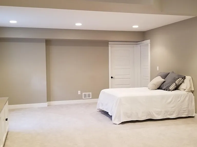 214 Cajetan St — Photo 16
