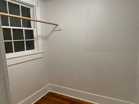 5th image of 1812 General Pershing St #G