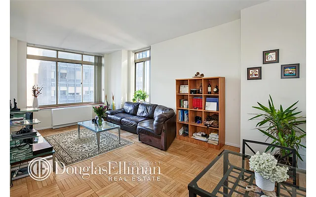 Rented by Douglas Elliman | media 27